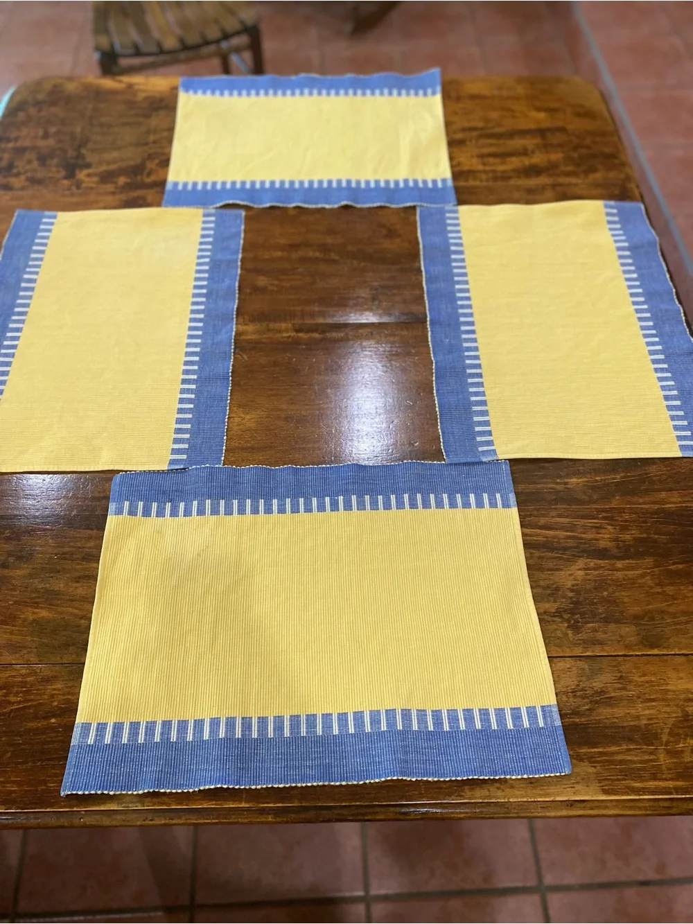 Pier 1 Imports Set of 4 Placemats Palermo Stripe Yellow Blue Cottagecore READ